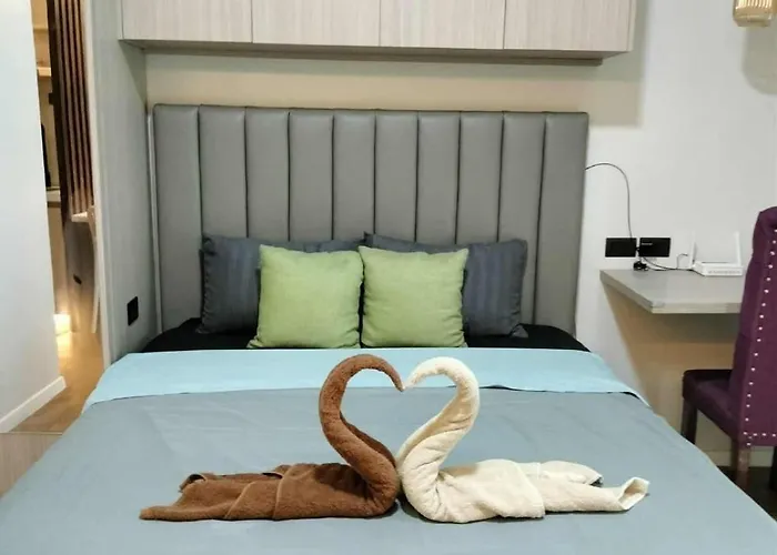 アパート Lauriz Place At Amani Grand And Residences マクタン